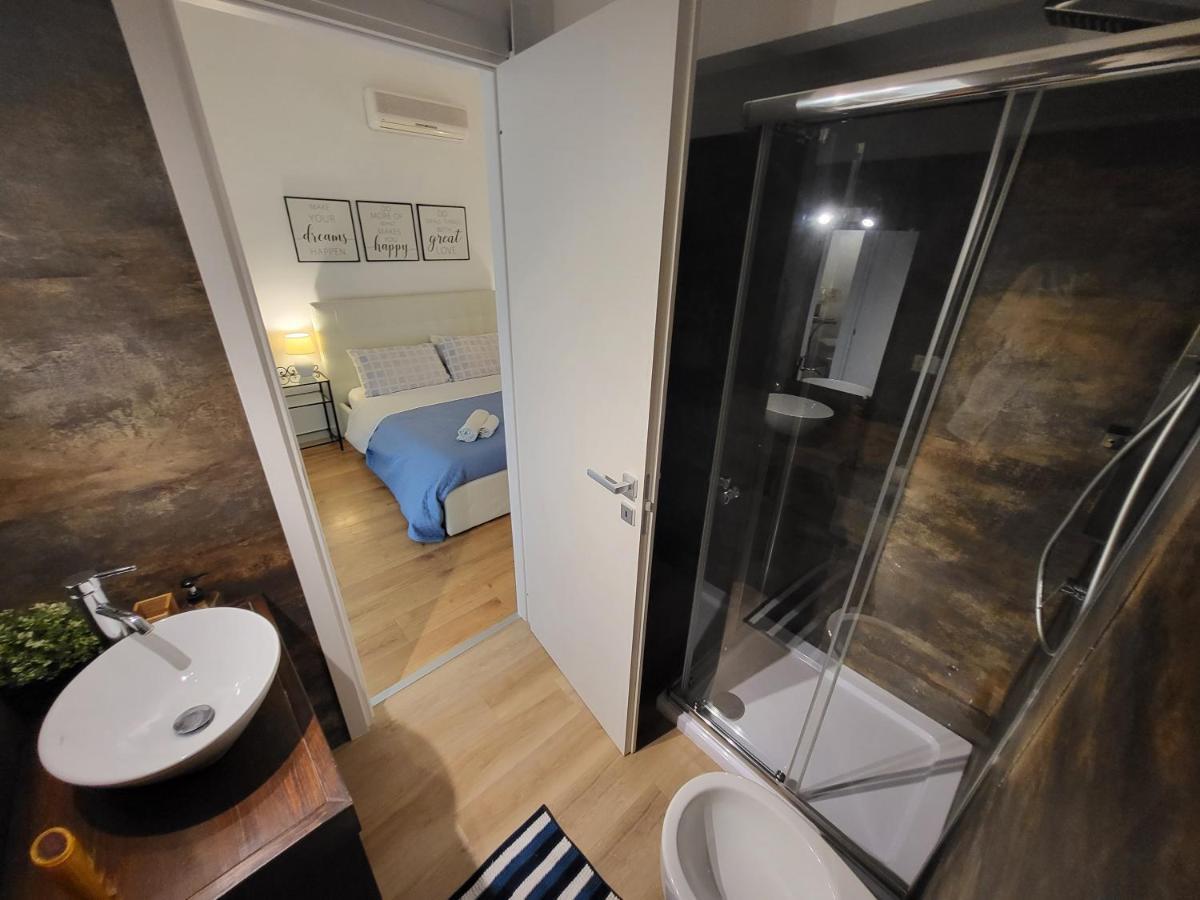 לינה וארוחת בוקר Living Cagliari Marina מראה חיצוני תמונה
