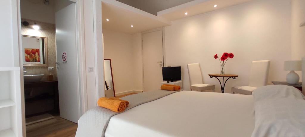 לינה וארוחת בוקר Living Cagliari Marina מראה חיצוני תמונה